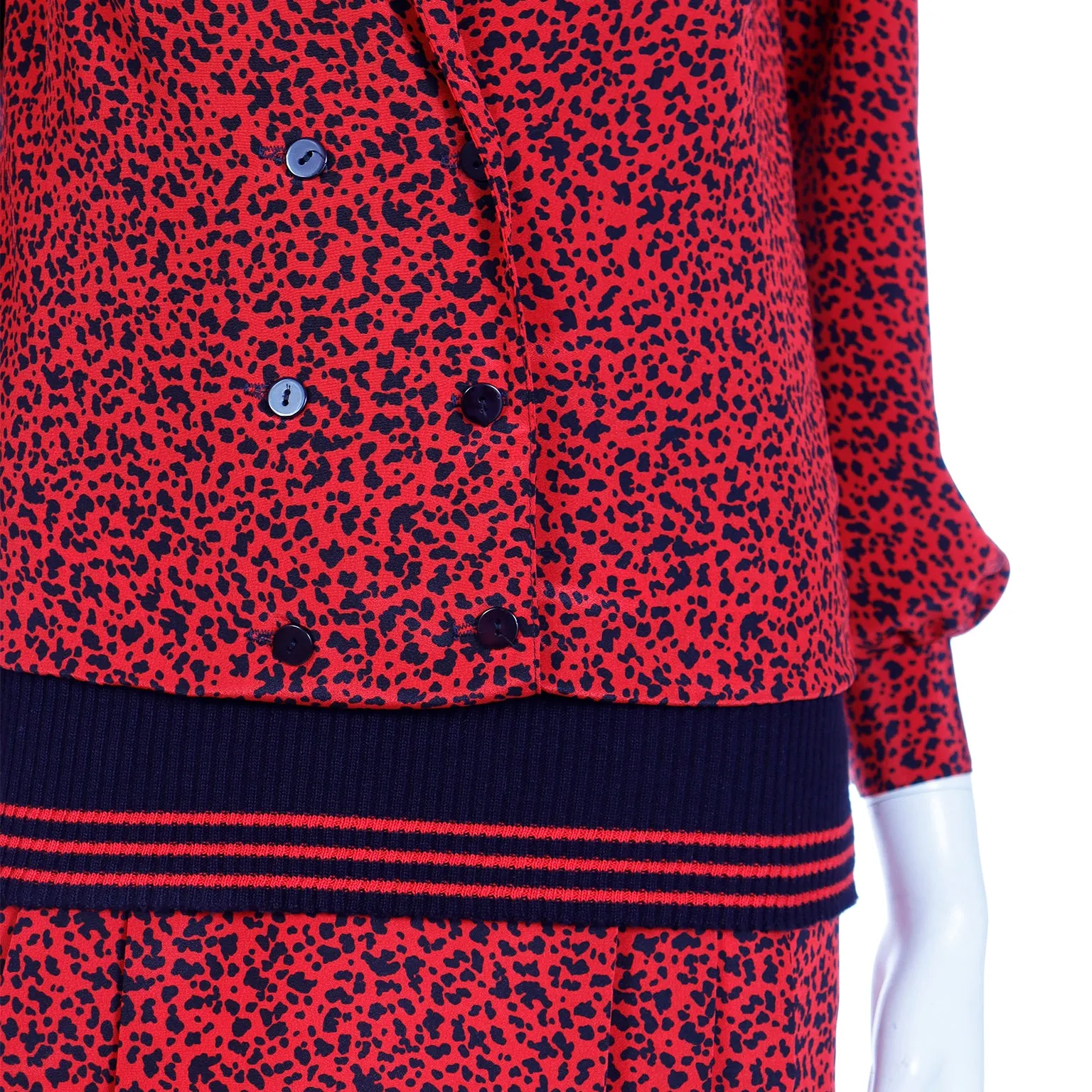 1980s Vintage Red & Black Print Silk Drop Waist Dress w Ribbed Knit Trim