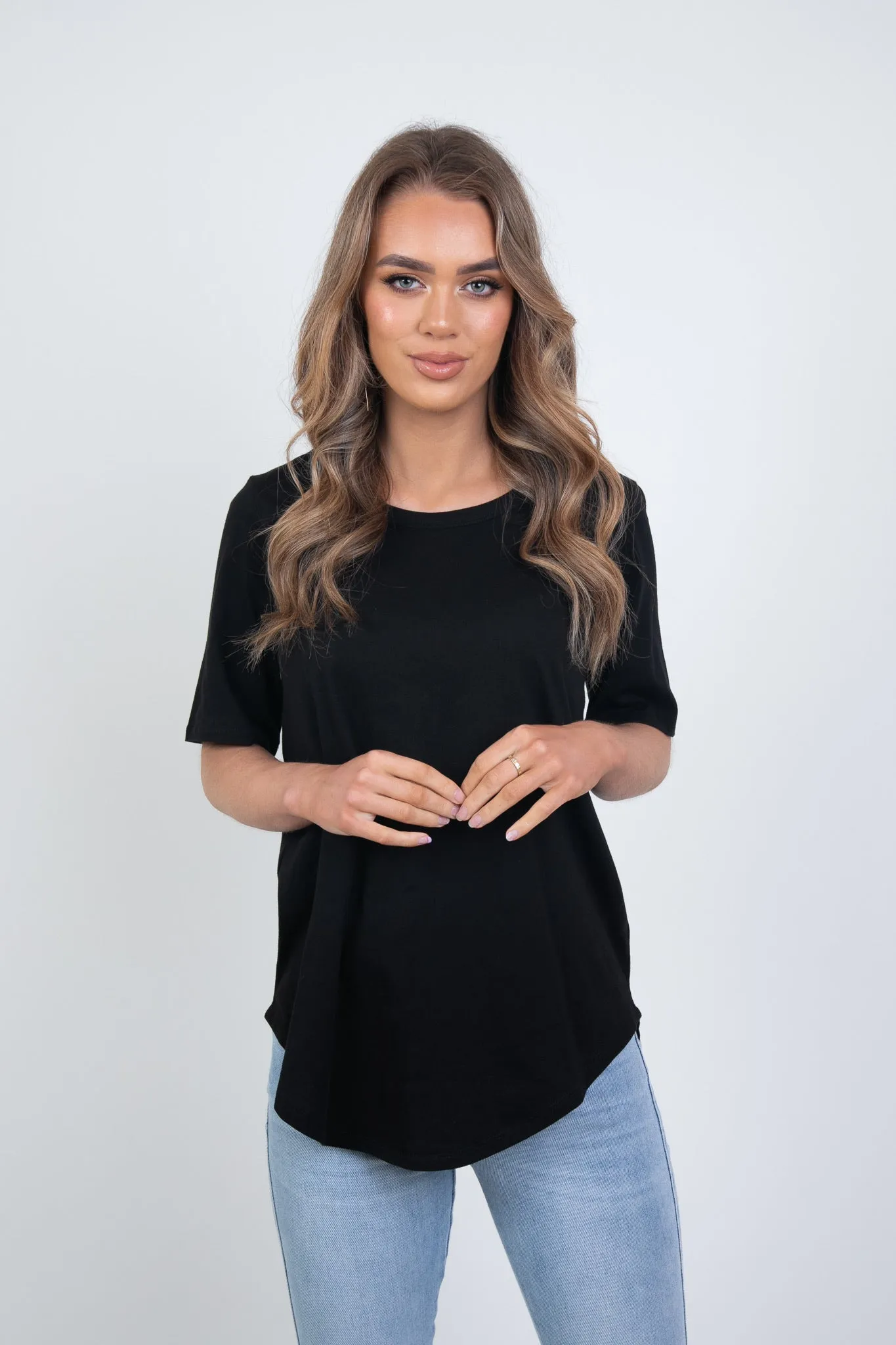 'BETTY BASICS' ARIANA TEE - BLACK