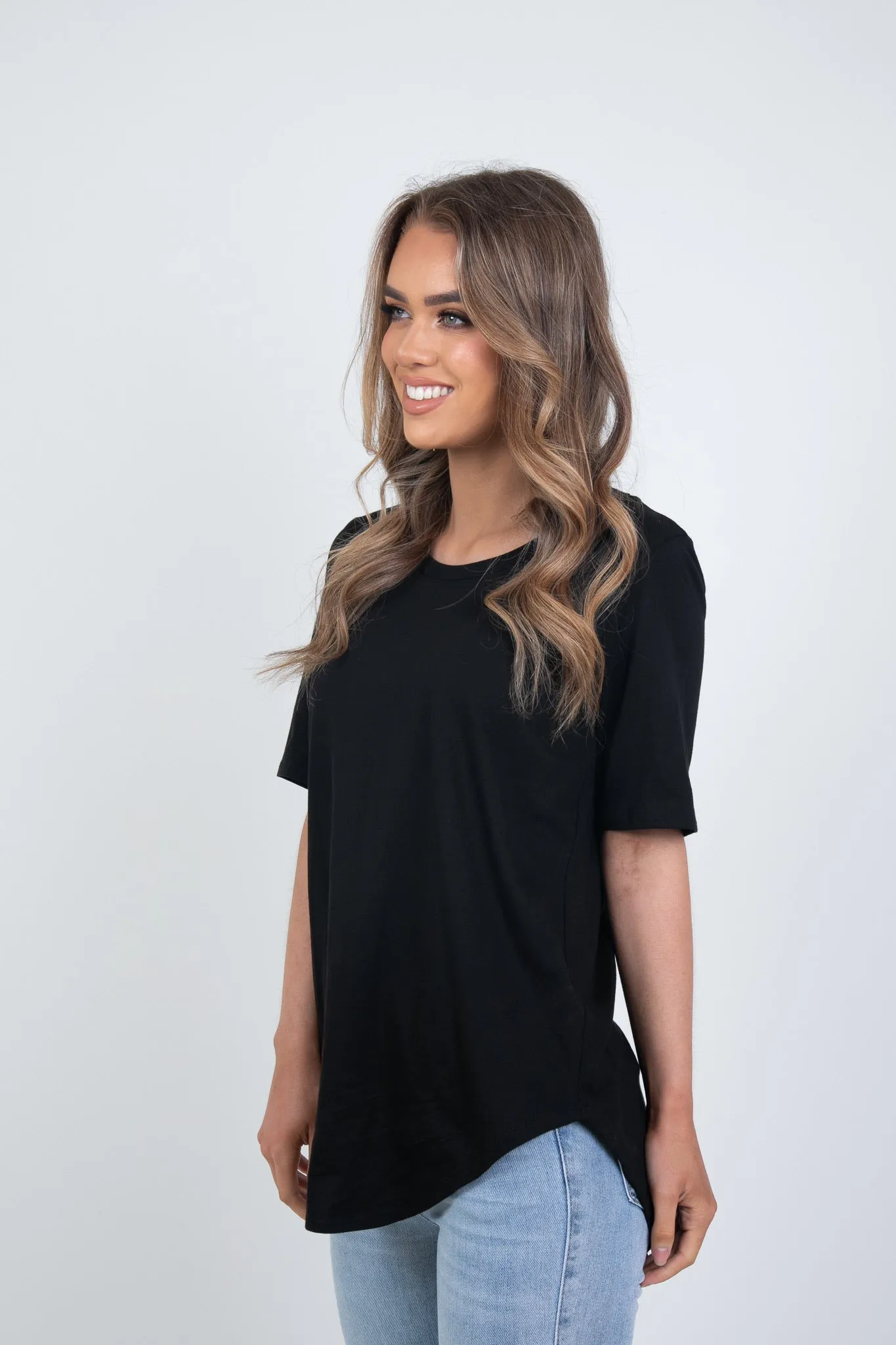 'BETTY BASICS' ARIANA TEE - BLACK