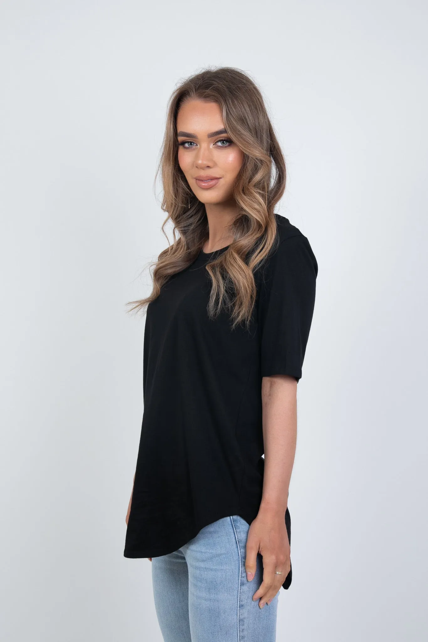 'BETTY BASICS' ARIANA TEE - BLACK