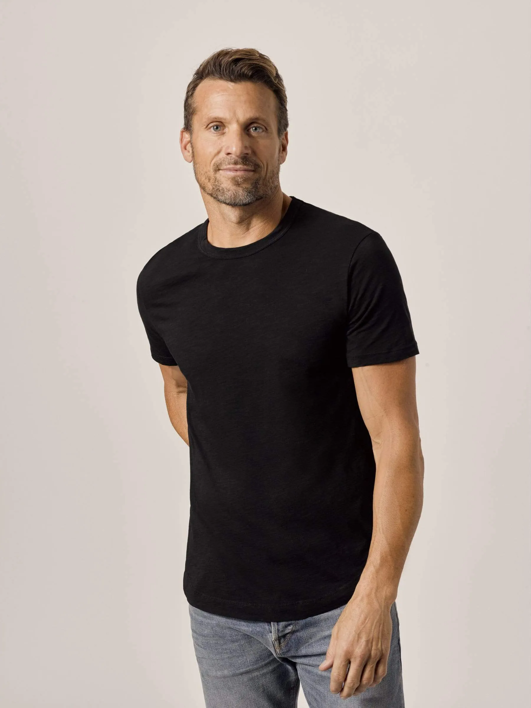 Black Slub Curved Hem Tee