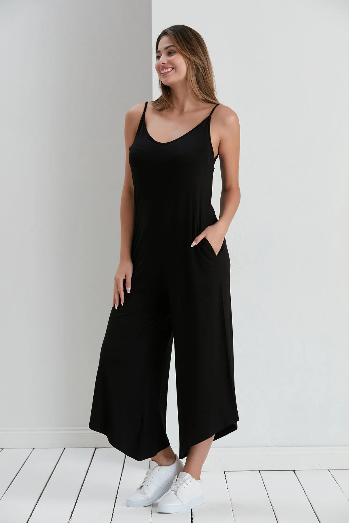 Cozy Loose fit Oversize Wide leg Jumpsuit in Black