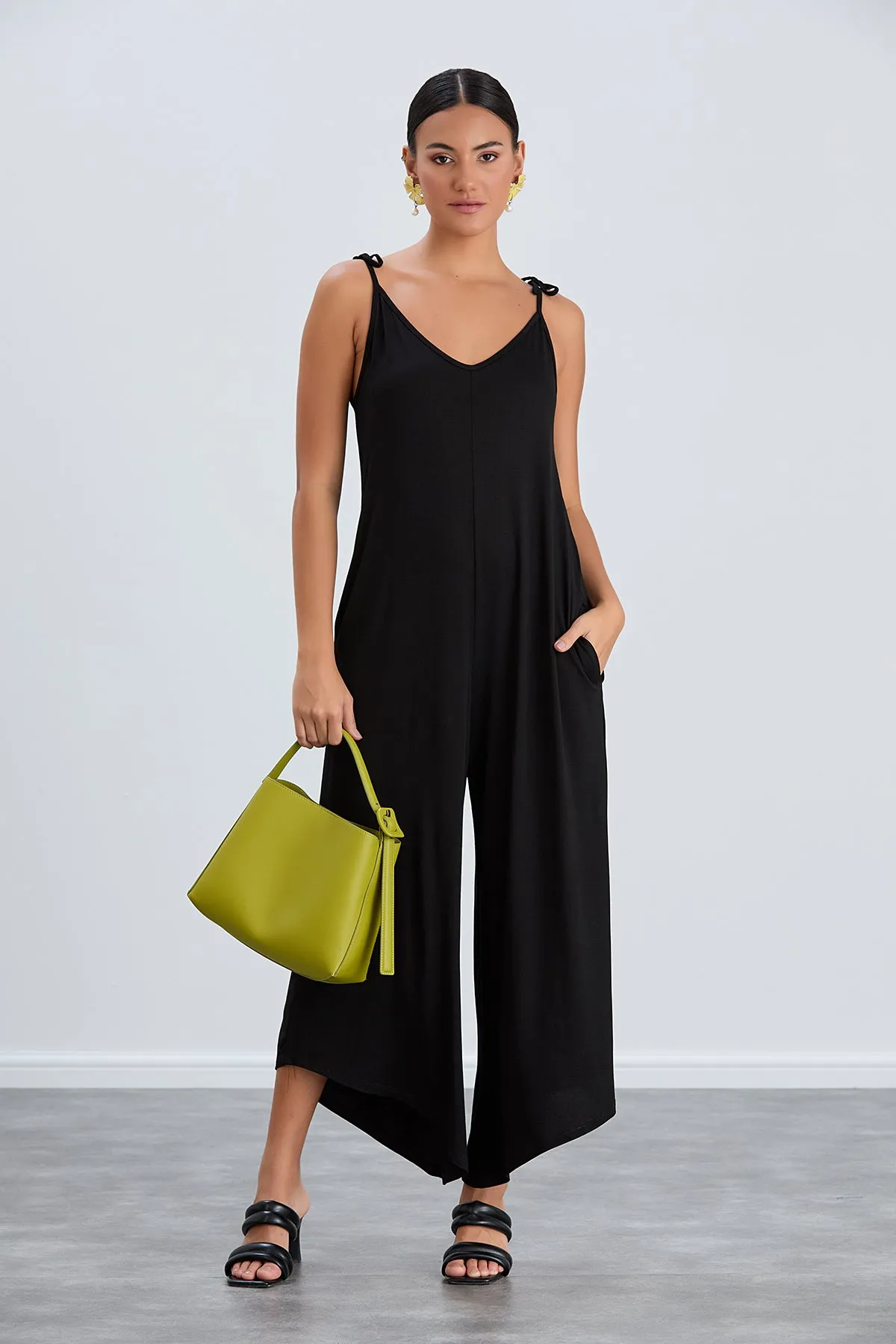 Cozy Loose fit Oversize Wide leg Jumpsuit in Black