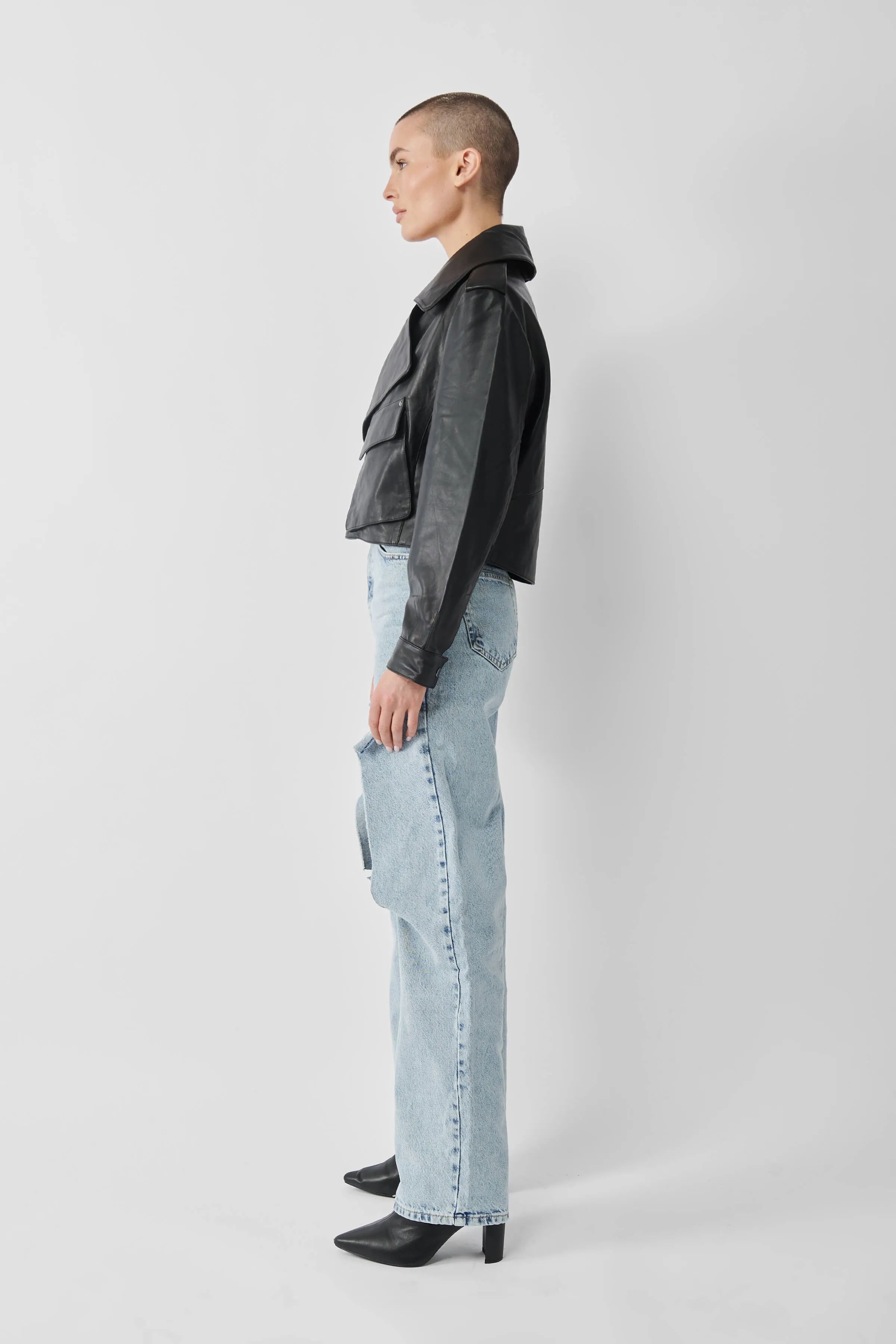 Cropped Blouson Black