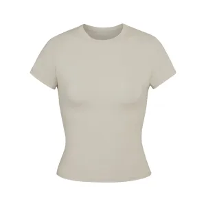 FITS EVERYBODY T-SHIRT | TALC