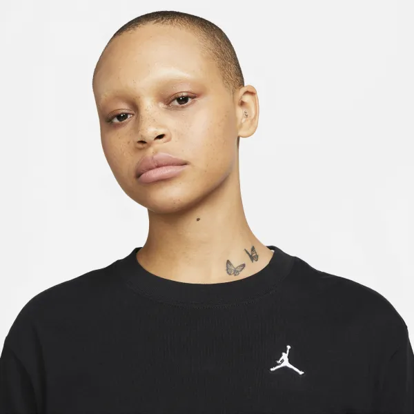 Jordan - Women - Essential Core 22 Tee - Black/White