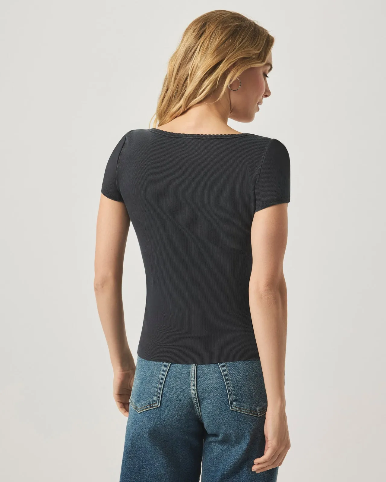 Posie Scoop Neck Short Sleeve Tee