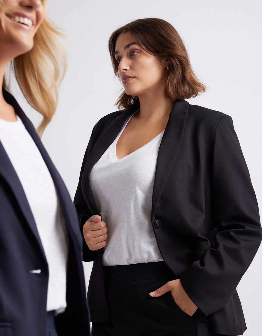 Timeless Ponte Blazer - Black