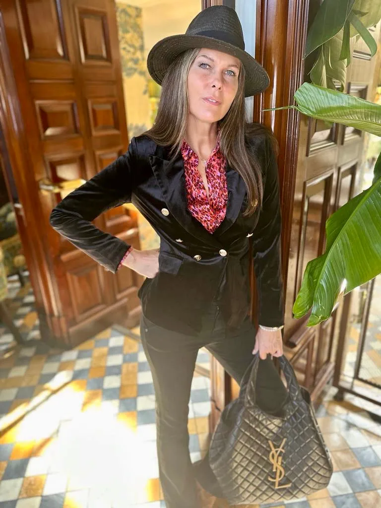 Victoria Velvet Blazer Black