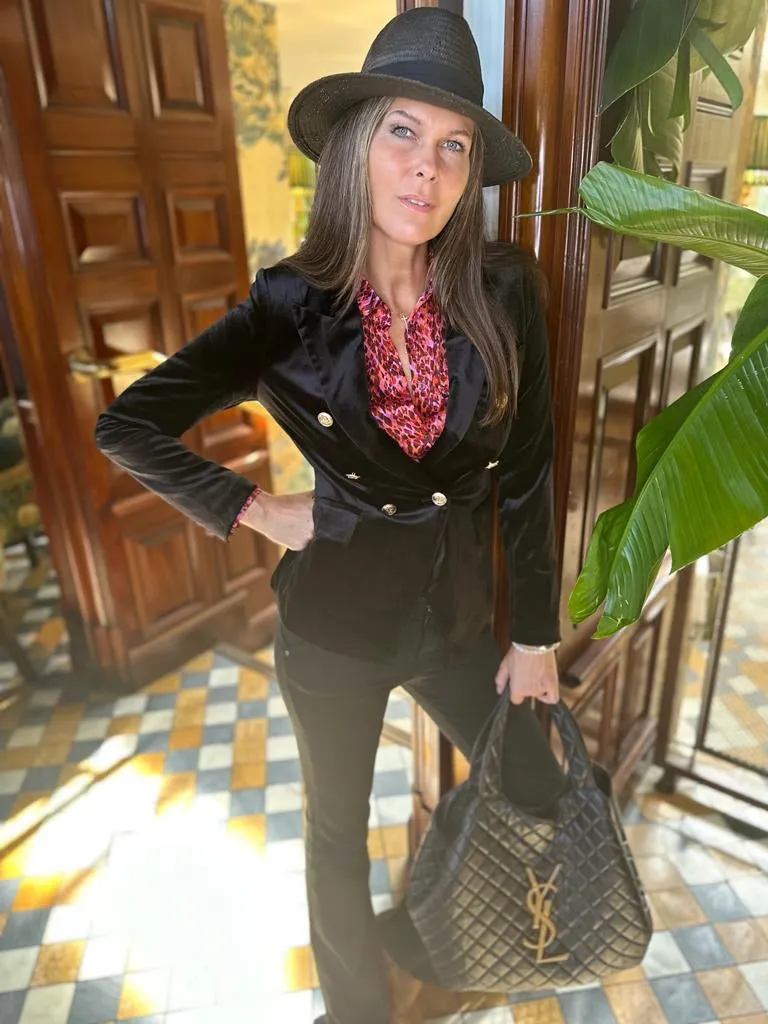 Victoria Velvet Blazer Black