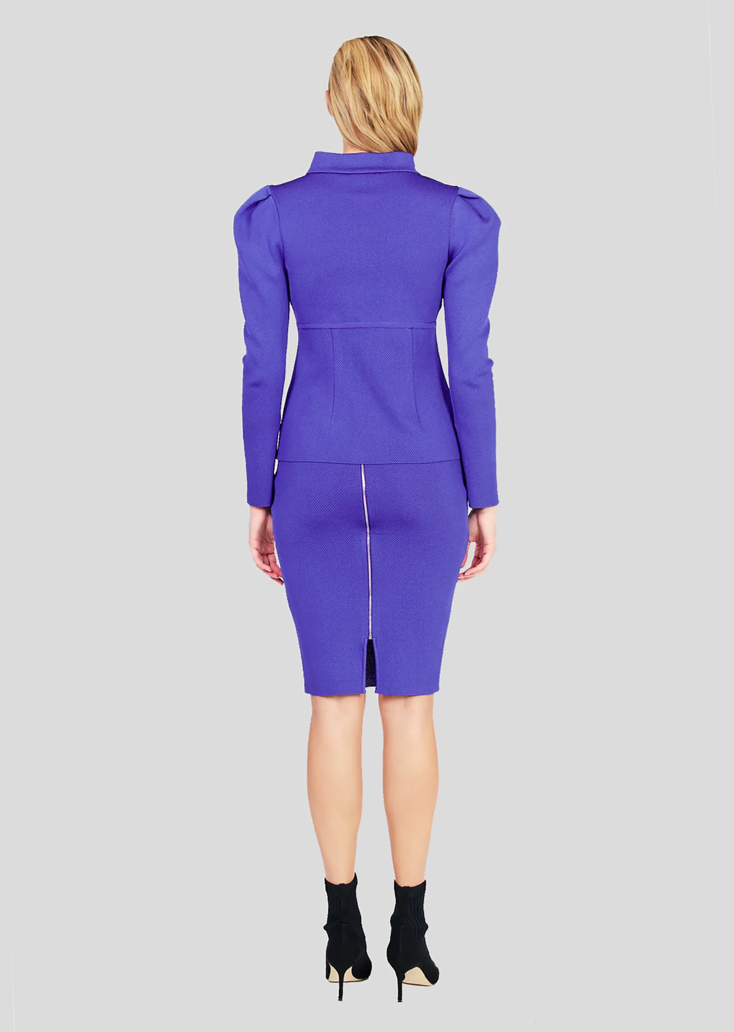 Zuri – Twill Jacket with Puffed Shoulders